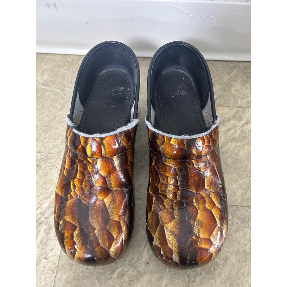 y2k Dansko Womens Brown Snake Embossed Patent Leather Clogs Size 41 - Picture 9 of 9